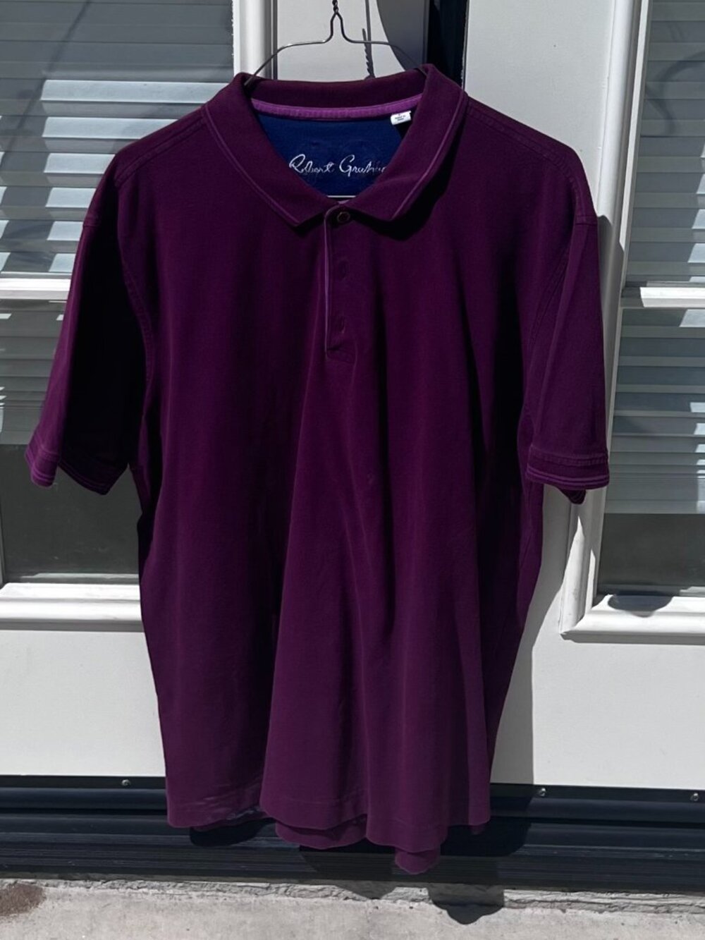 Classic Robert Graham Fit and Quality